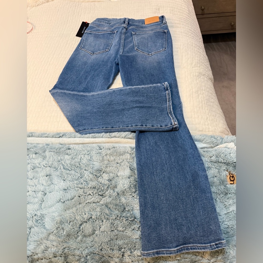 Dear John Jeanne Blue Flare Jeans NWT Size 28 - Picture 2 of 7